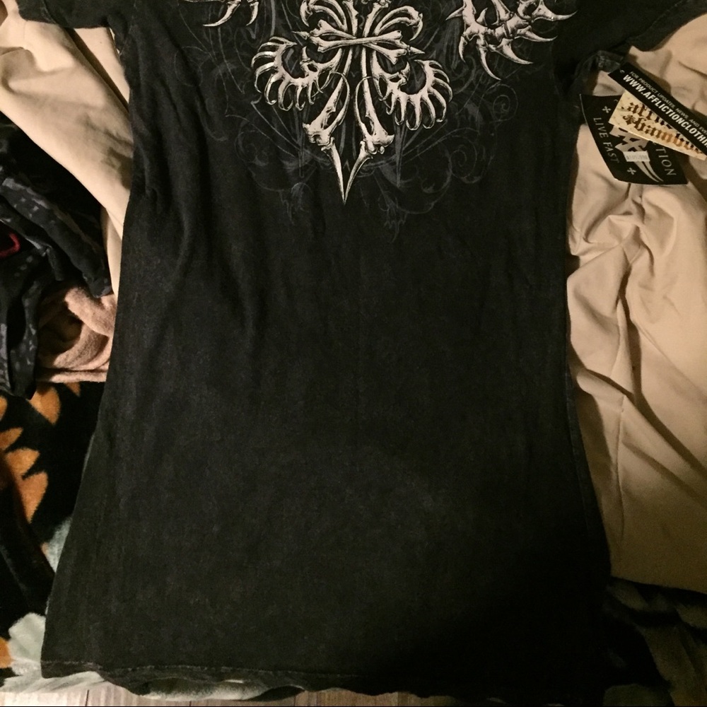 Affliction shirt
